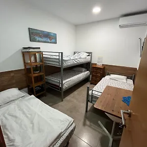 Cozy Next To El Prat Airport Camping